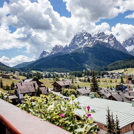 Hotel Gruber Sexten Exteriör bild