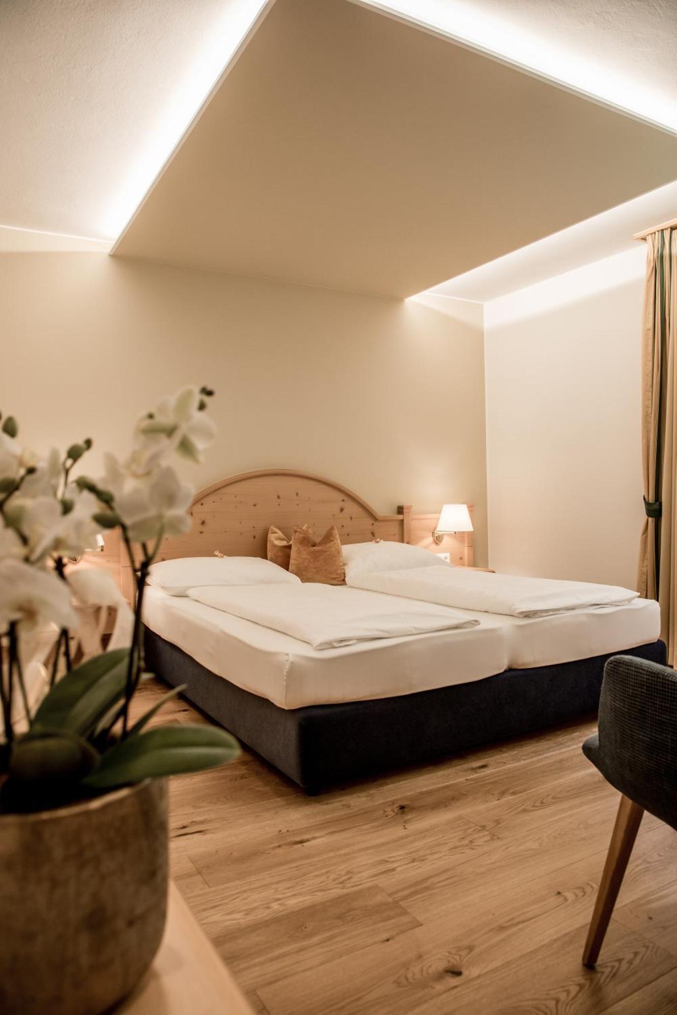 Hotel Gruber Sexten Rum bild